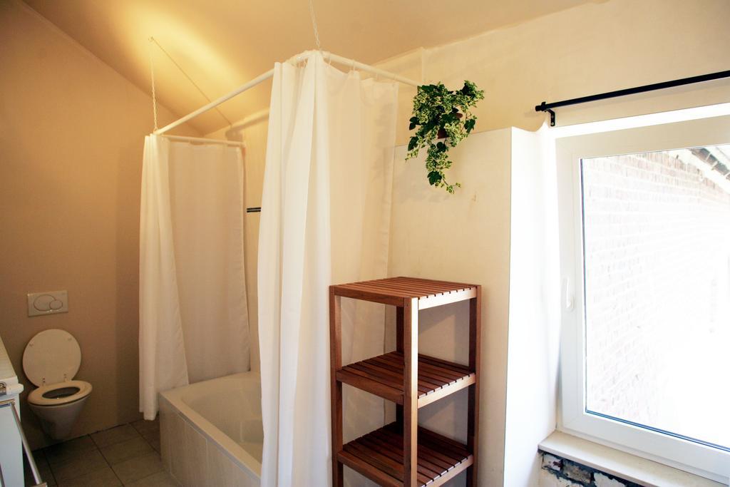 Apartment 'T Maanhof Gingelom Rum bild