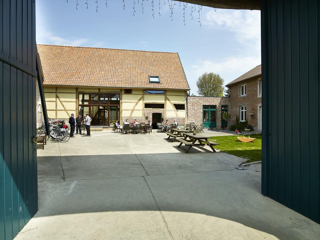 Apartment 'T Maanhof Gingelom Exteriör bild